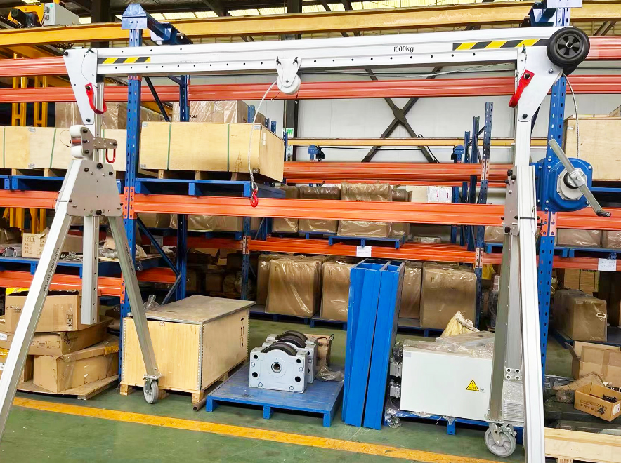 portable folding mobile gantry crane
