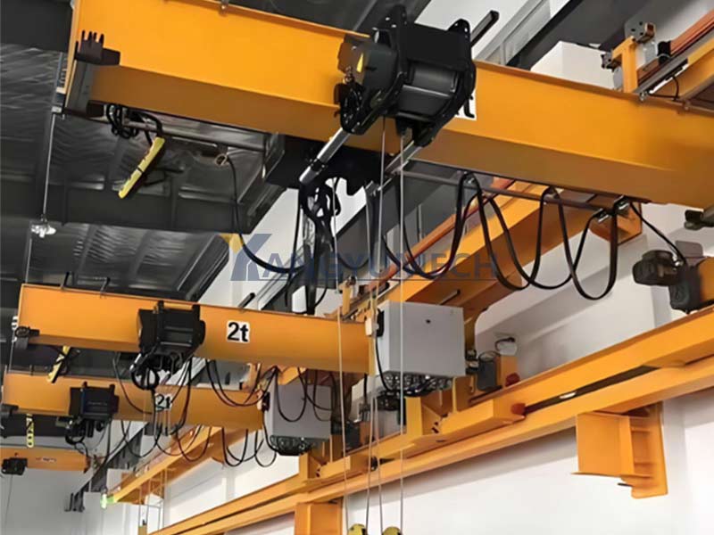 Wall-mounted-jib-cranes-for-manufacturing