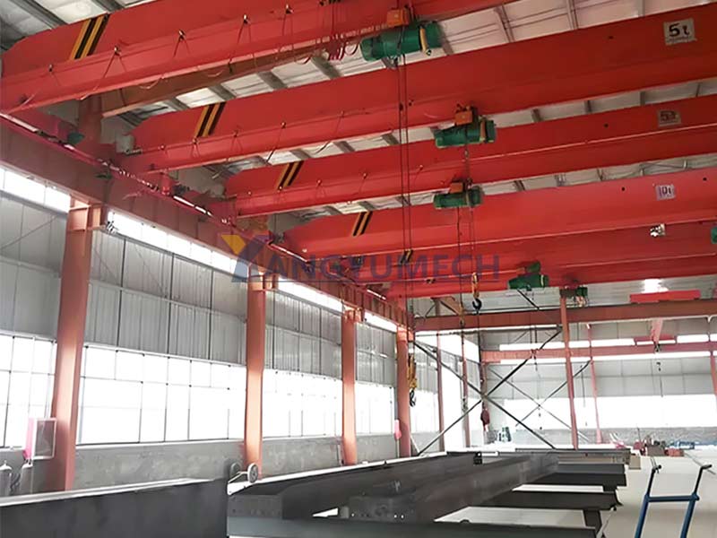 building-cranes-for-manufacturing-2
