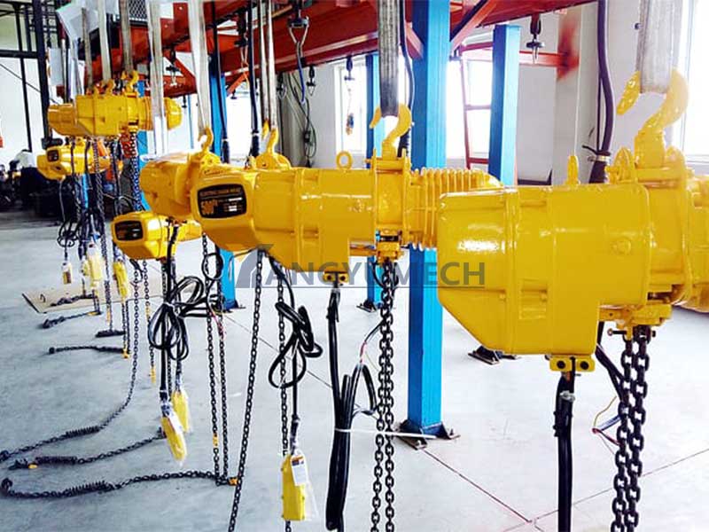 electric-chain-hoist-for-warehouse
